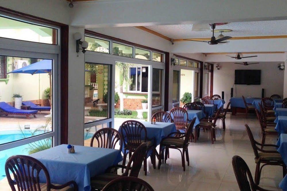 Prestige Leisure Hotel อึมทวาปา ภายนอก รูปภาพ